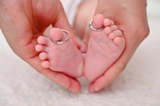 荆州宝宝几个月可以游泳